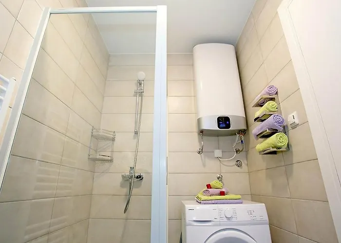 아파트 Sweet Daisy With Parking *