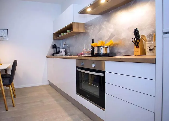 아파트 Sweet Daisy With Parking 자다르