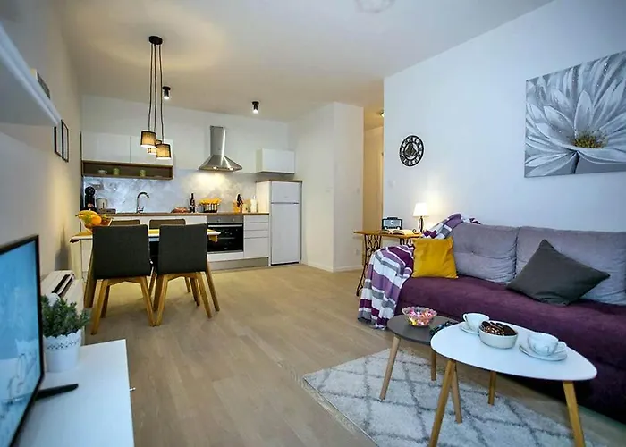 Apartman Sweet Daisy With Parking Zára