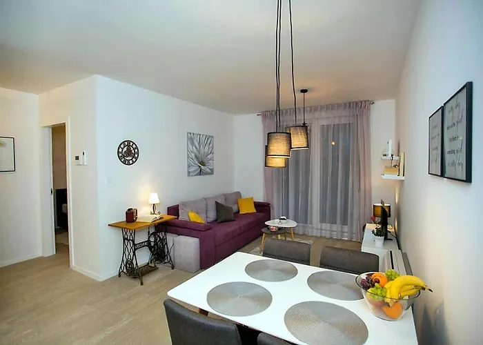 Sweet Daisy With Parking Apartman Zára