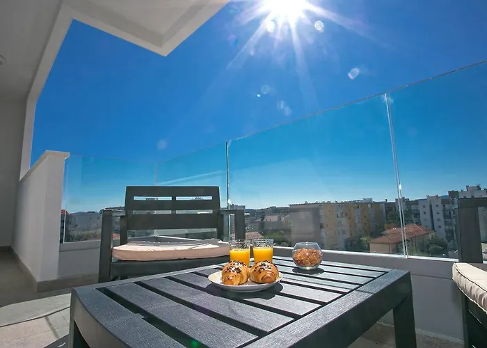 Sweet Daisy With Parking * Zára